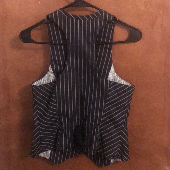 Maurices vest - Picture 3 of 3